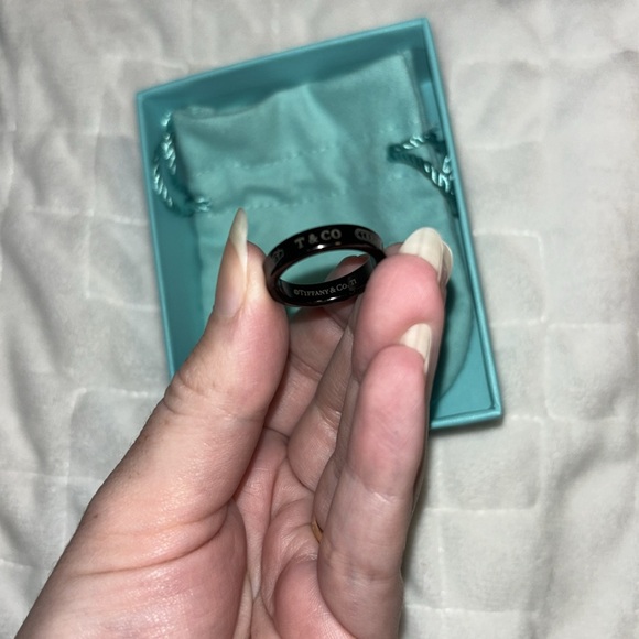 TIFFANY & CO 1837 RING IN BLACK - NARROW SIZE 5.5 - Picture 5 of 6